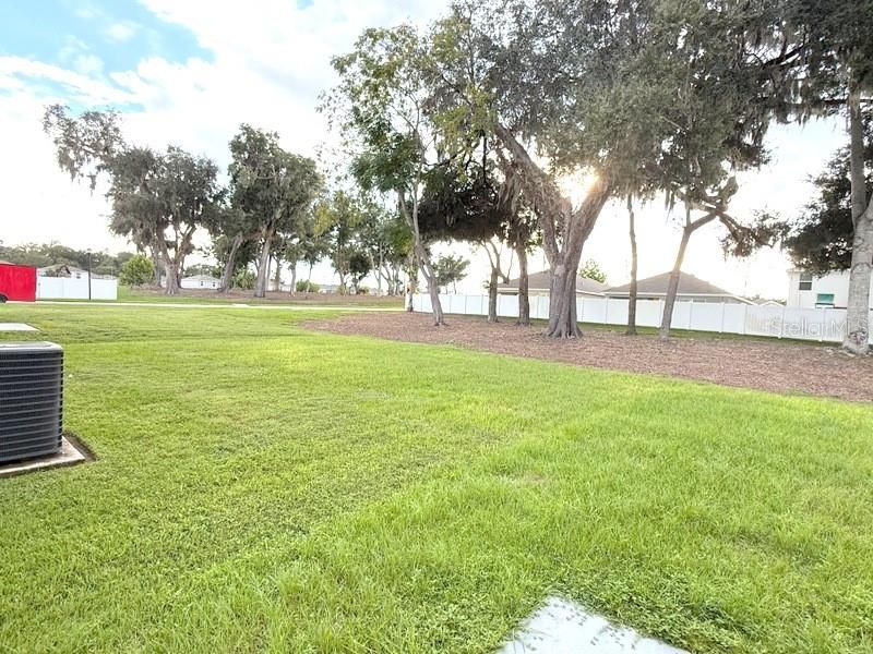 For Rent: $2,400 (5 beds, 3 baths, 2447 Square Feet)