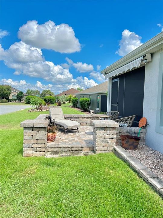 For Rent: $3,000 (3 beds, 2 baths, 1903 Square Feet)