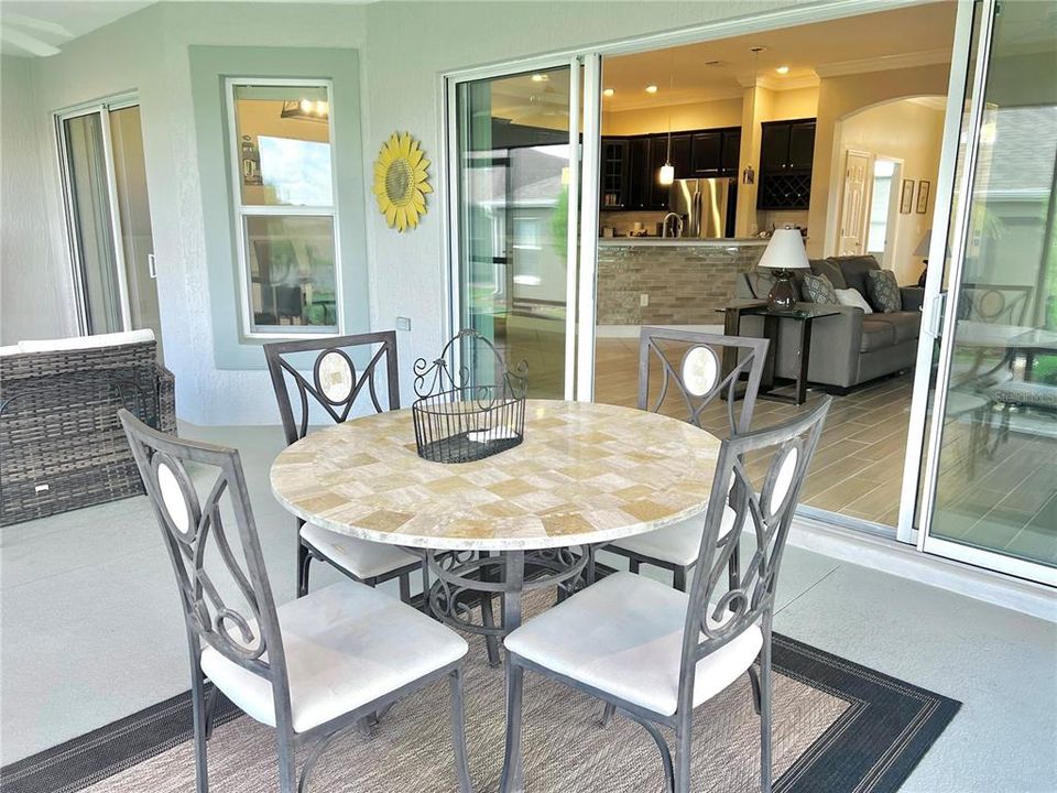 For Rent: $3,000 (3 beds, 2 baths, 1903 Square Feet)