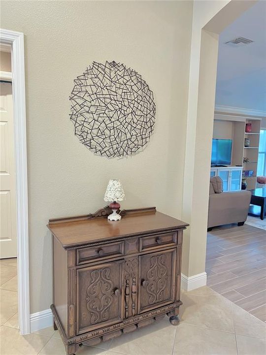 For Rent: $3,000 (3 beds, 2 baths, 1903 Square Feet)