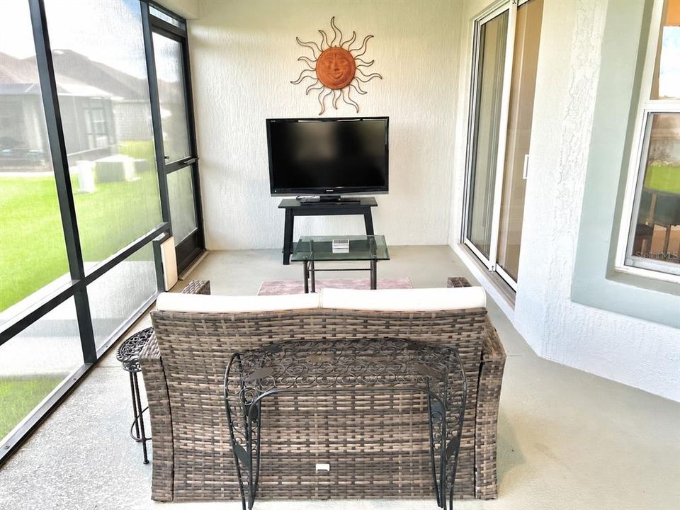 For Rent: $3,000 (3 beds, 2 baths, 1903 Square Feet)