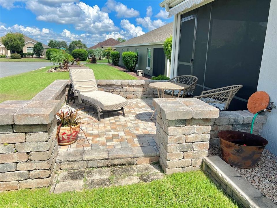 For Rent: $3,000 (3 beds, 2 baths, 1903 Square Feet)