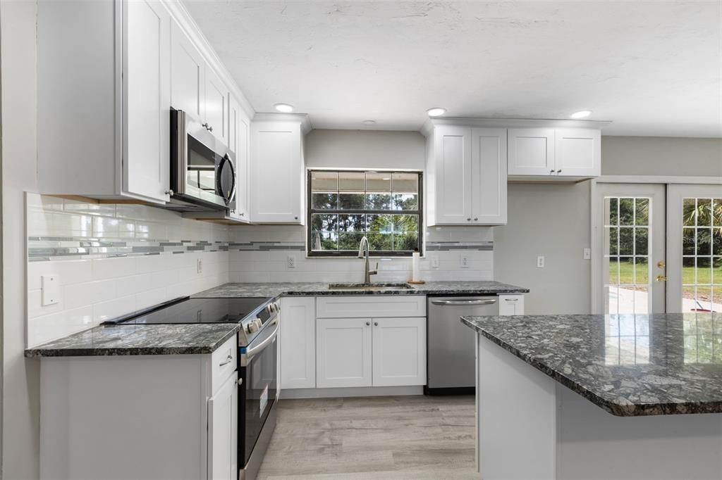 На продажу: $549,900 (3 спален, 2 ванн, 1508 Квадратных фут)