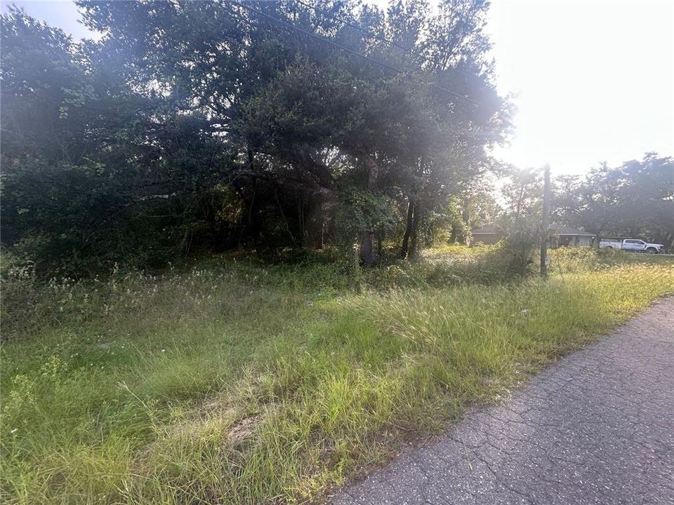 На продажу: $31,000 (0.23 acres)