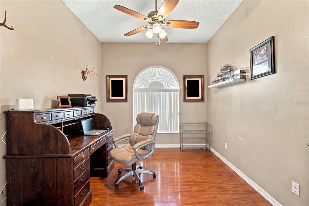 For Sale: $395,000 (3 beds, 2 baths, 2126 Square Feet)
