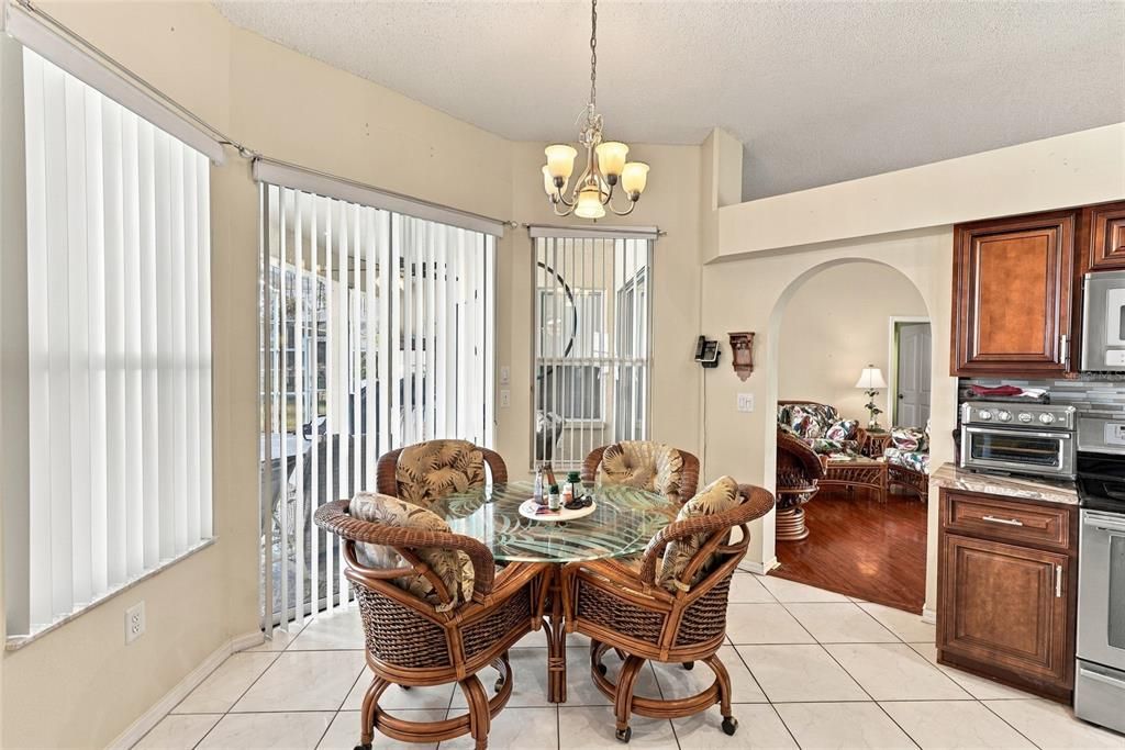 For Sale: $395,000 (3 beds, 2 baths, 2126 Square Feet)