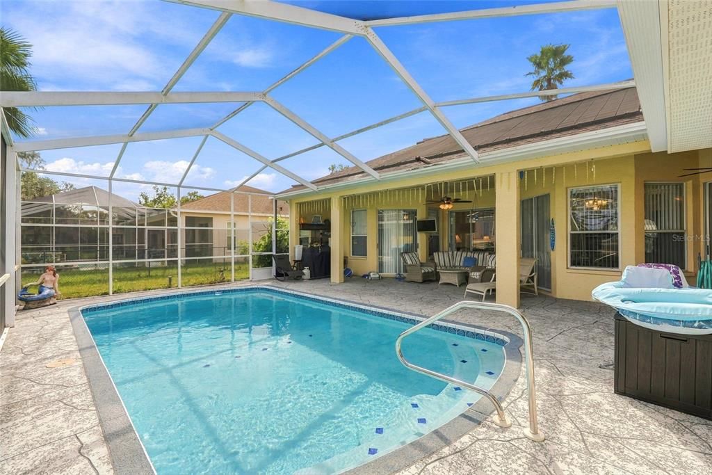 For Sale: $395,000 (3 beds, 2 baths, 2126 Square Feet)