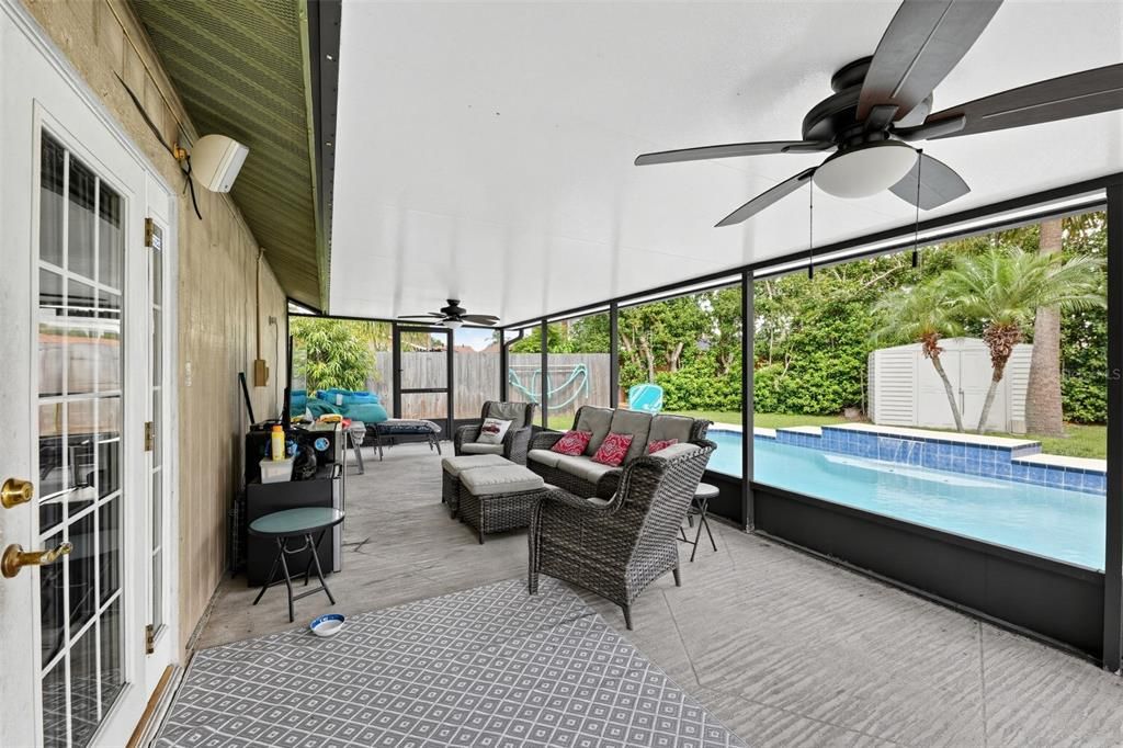 For Sale: $449,950 (3 beds, 2 baths, 1400 Square Feet)