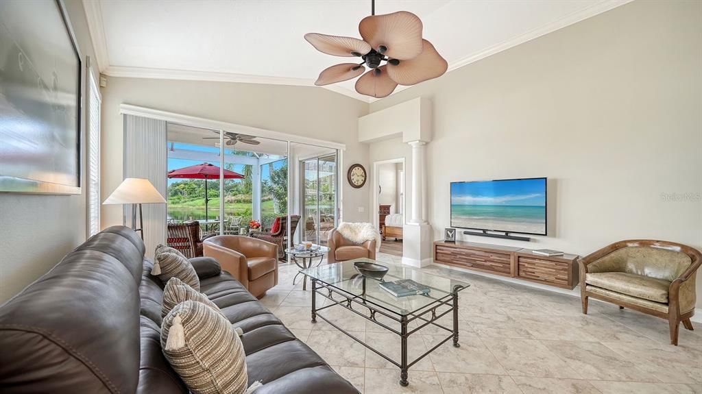 For Sale: $495,000 (2 beds, 2 baths, 1610 Square Feet)