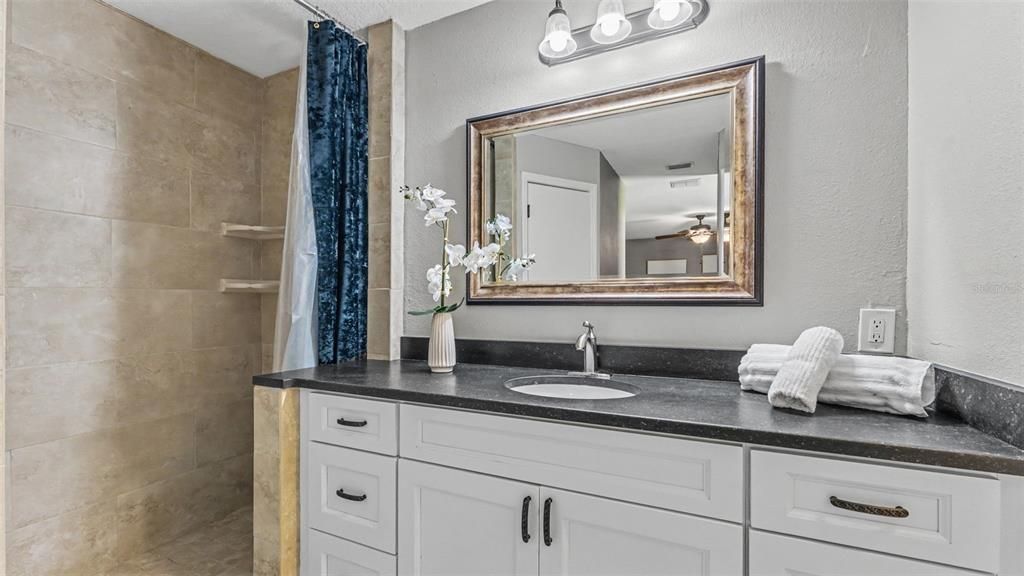 For Sale: $329,000 (3 beds, 2 baths, 1527 Square Feet)