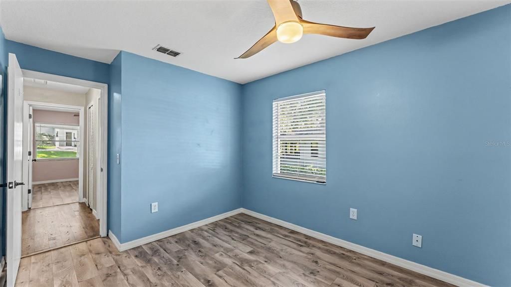 For Sale: $329,000 (3 beds, 2 baths, 1527 Square Feet)