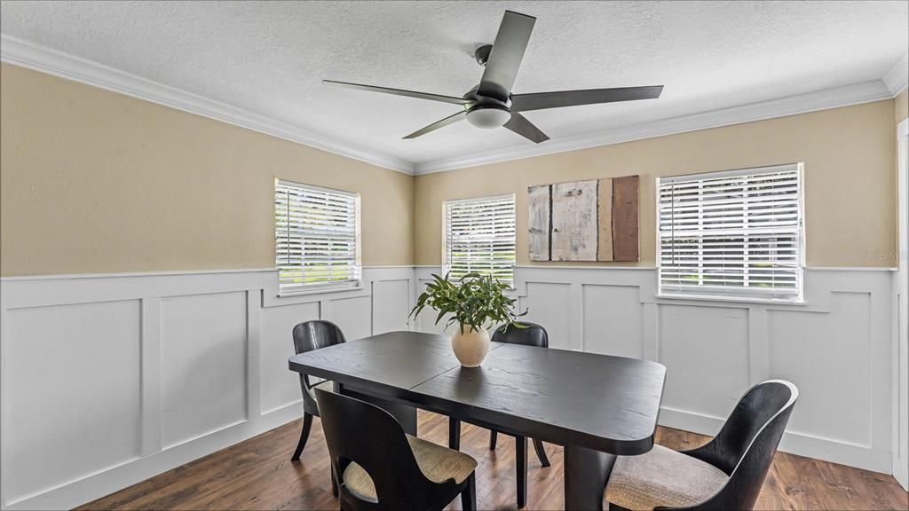 For Sale: $329,000 (3 beds, 2 baths, 1527 Square Feet)