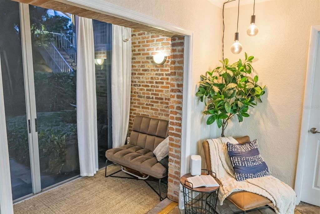En Venta: $225,000 (2 camas, 1 baños, 750 Pies cuadrados)