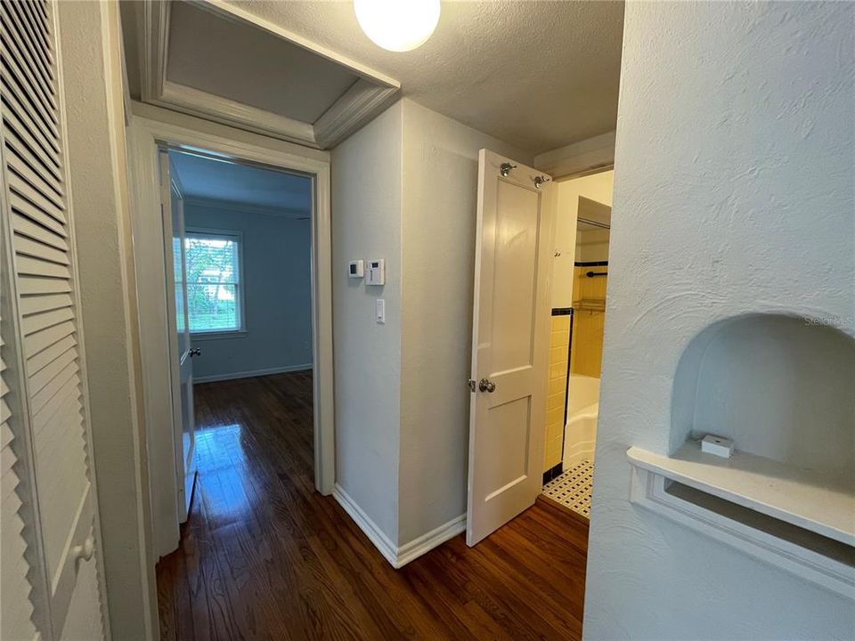 В аренду: $3,360 (2 спален, 1 ванн, 890 Квадратных фут)