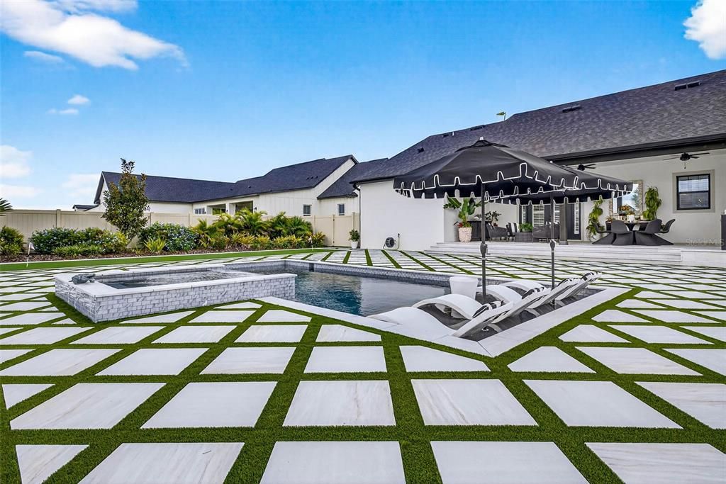 En Venta: $925,000 (4 camas, 3 baños, 2689 Pies cuadrados)