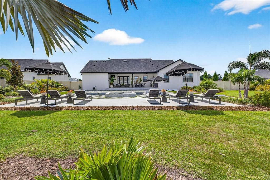 En Venta: $925,000 (4 camas, 3 baños, 2689 Pies cuadrados)