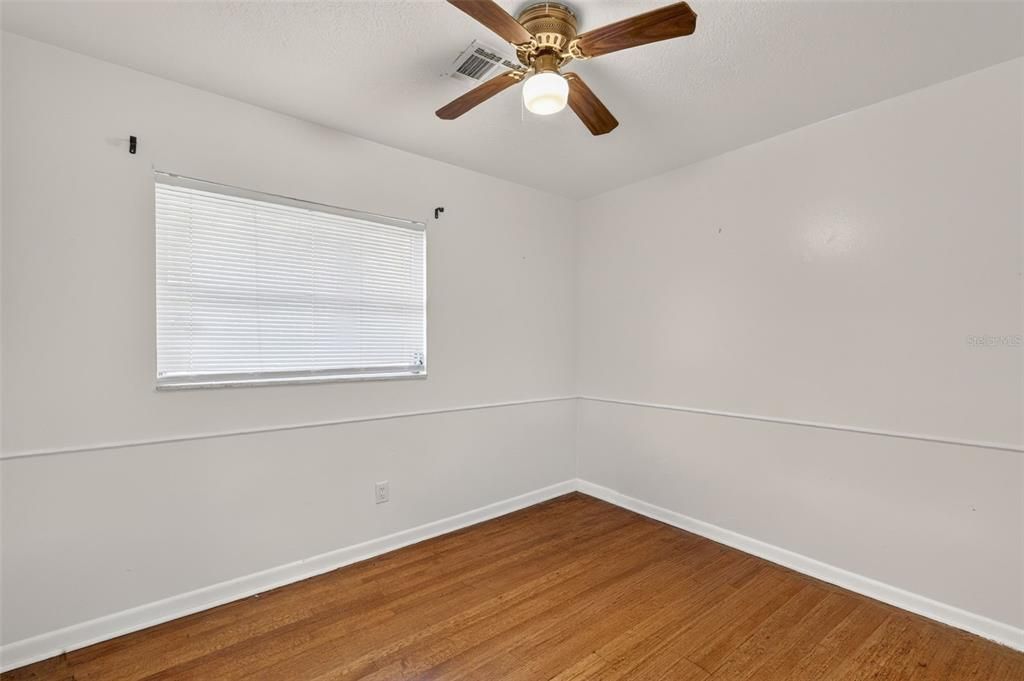 待售: $245,000 (3 贝兹, 2 浴室, 1476 平方英尺)