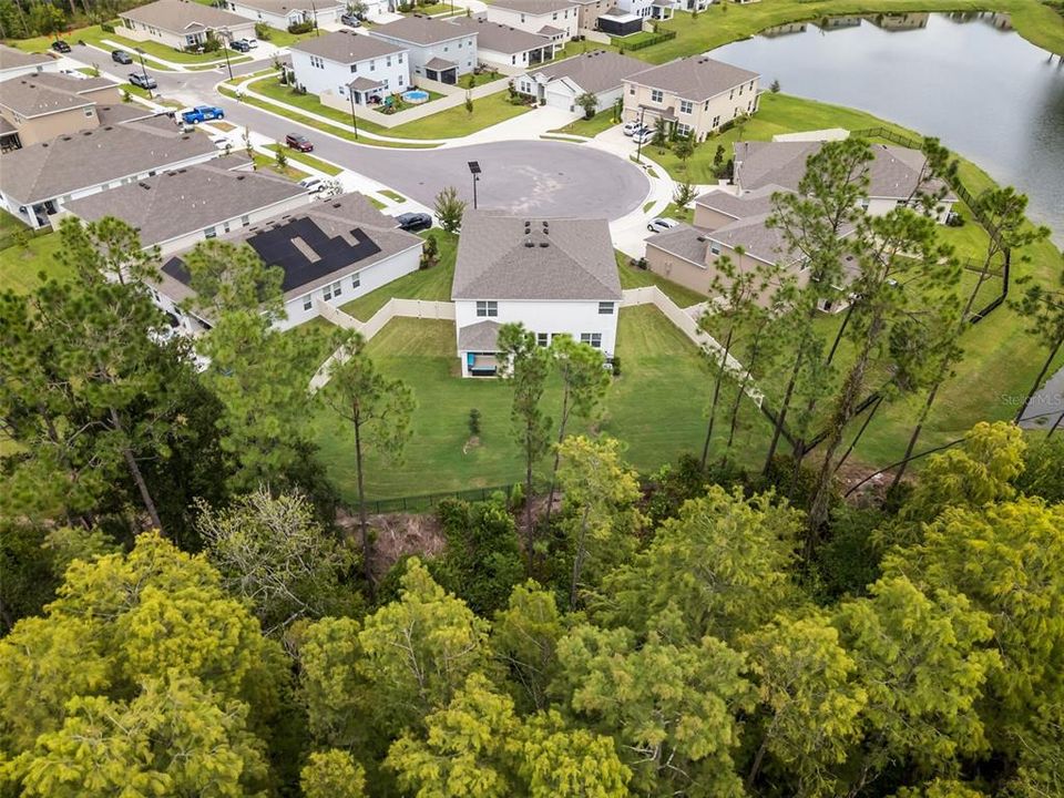 For Sale: $650,000 (5 beds, 4 baths, 3975 Square Feet)