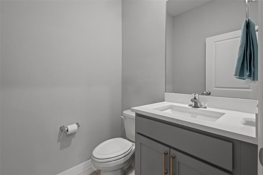 For Sale: $650,000 (5 beds, 4 baths, 3975 Square Feet)