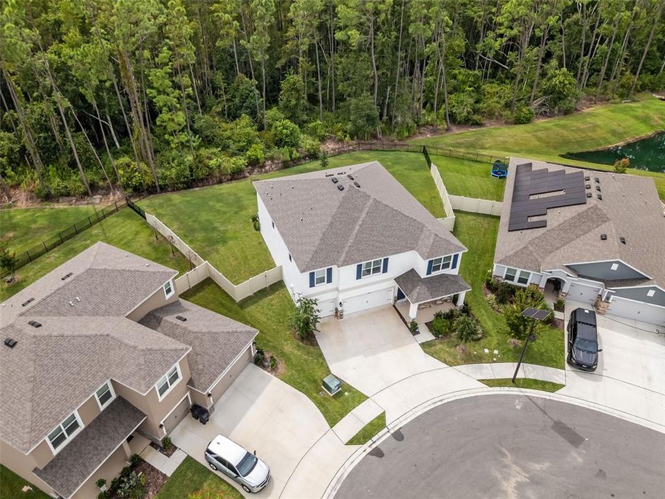 For Sale: $650,000 (5 beds, 4 baths, 3975 Square Feet)