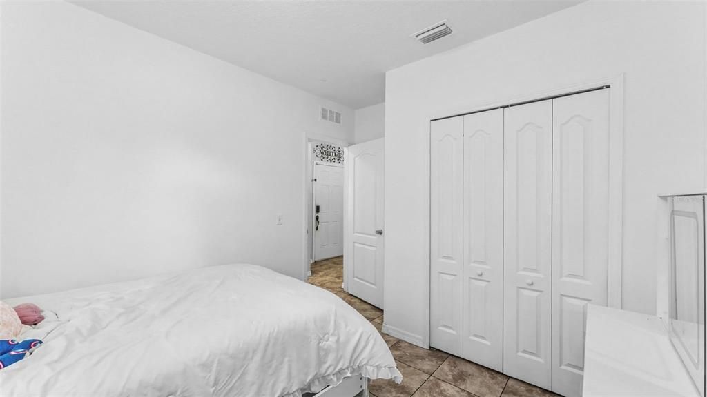 For Sale: $300,000 (3 beds, 2 baths, 1660 Square Feet)