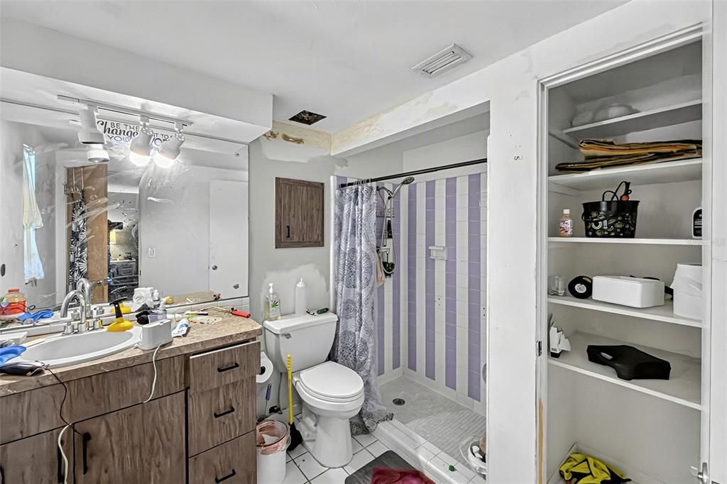 En Venta: $225,000 (3 camas, 2 baños, 1552 Pies cuadrados)
