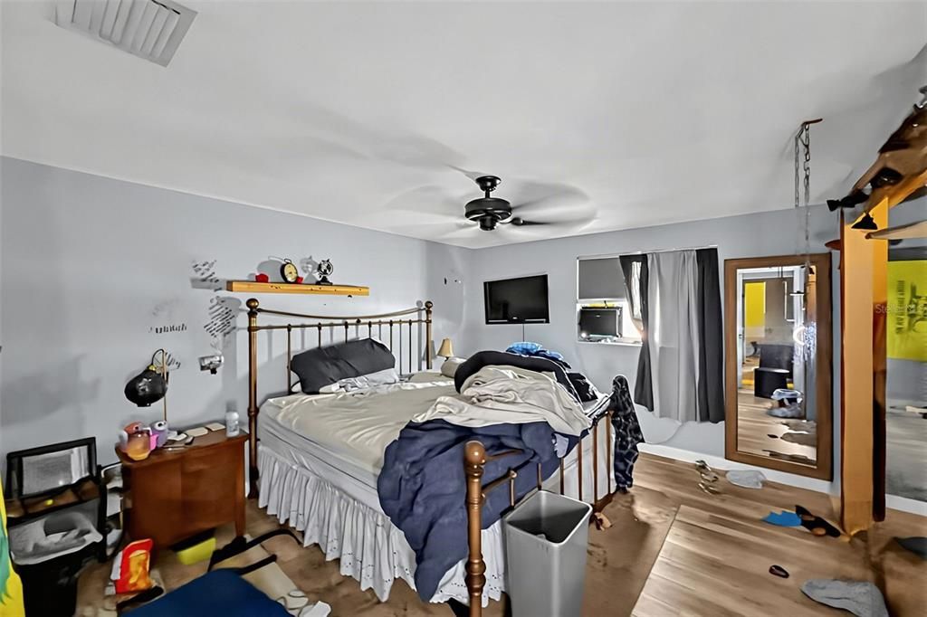 En Venta: $225,000 (3 camas, 2 baños, 1552 Pies cuadrados)