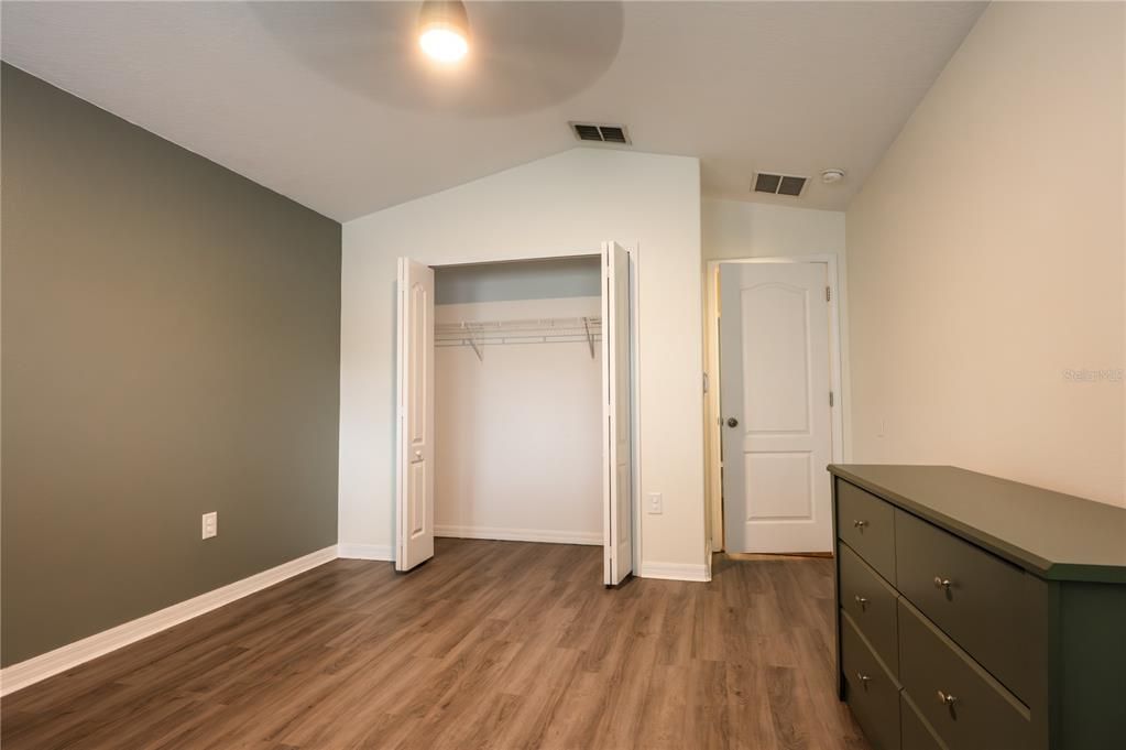 For Sale: $345,000 (4 beds, 2 baths, 1746 Square Feet)