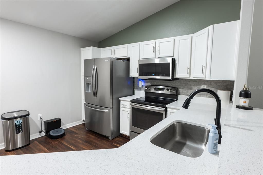 For Sale: $345,000 (4 beds, 2 baths, 1746 Square Feet)