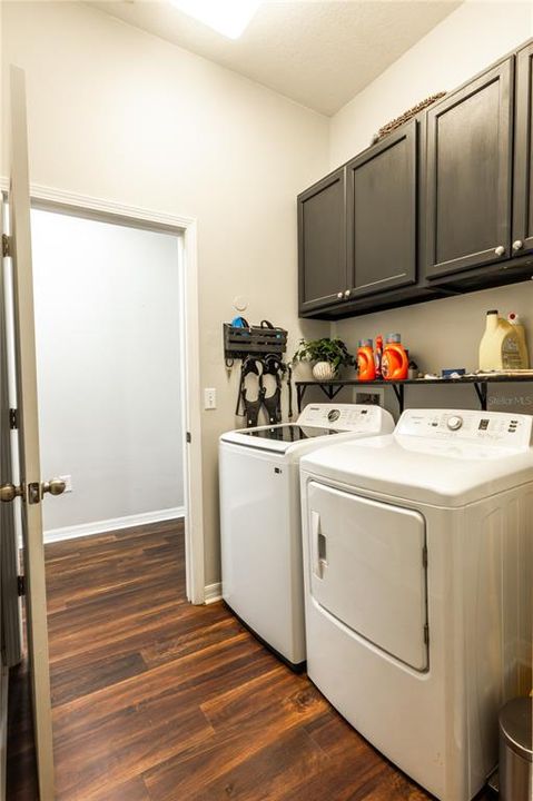 For Sale: $345,000 (4 beds, 2 baths, 1746 Square Feet)