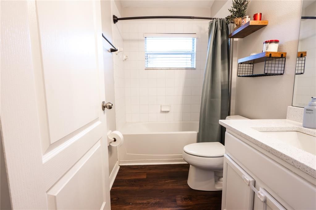 For Sale: $345,000 (4 beds, 2 baths, 1746 Square Feet)