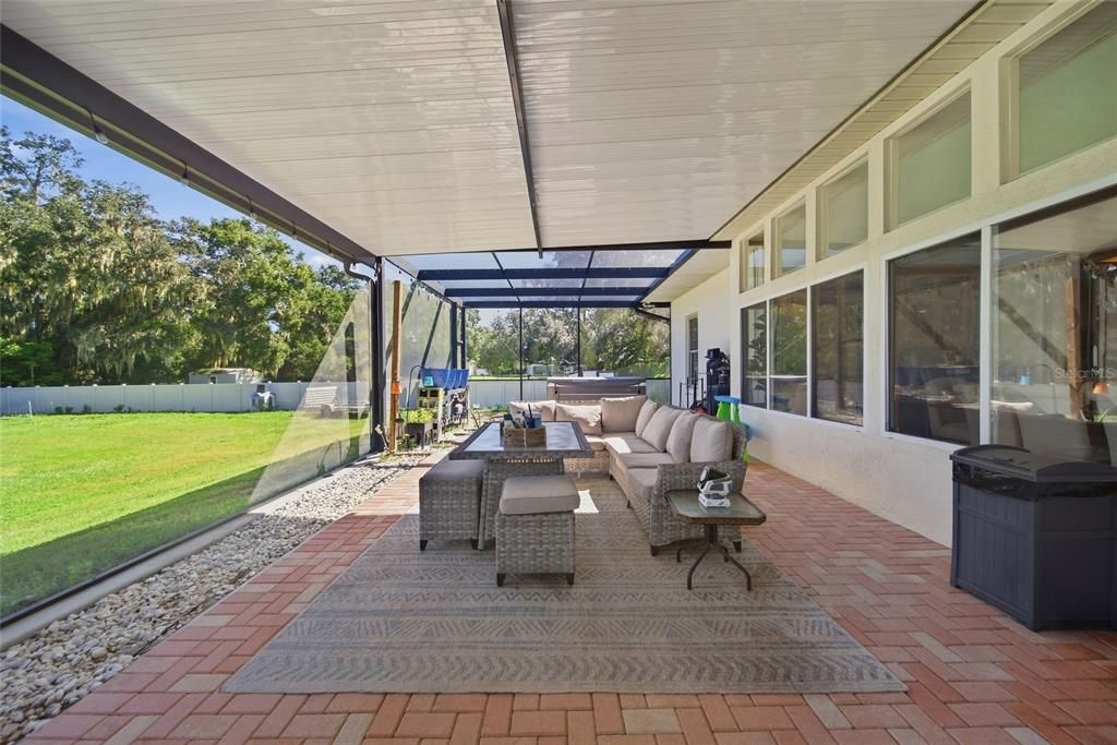 En Venta: $609,000 (3 camas, 2 baños, 2134 Pies cuadrados)