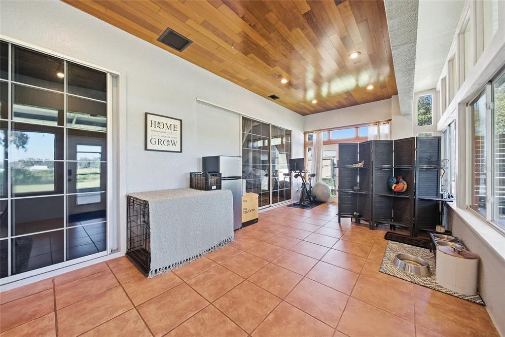En Venta: $609,000 (3 camas, 2 baños, 2134 Pies cuadrados)