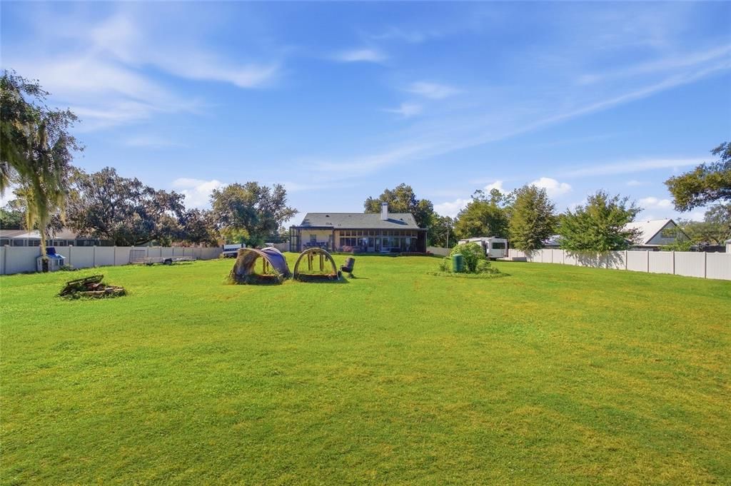 En Venta: $609,000 (3 camas, 2 baños, 2134 Pies cuadrados)
