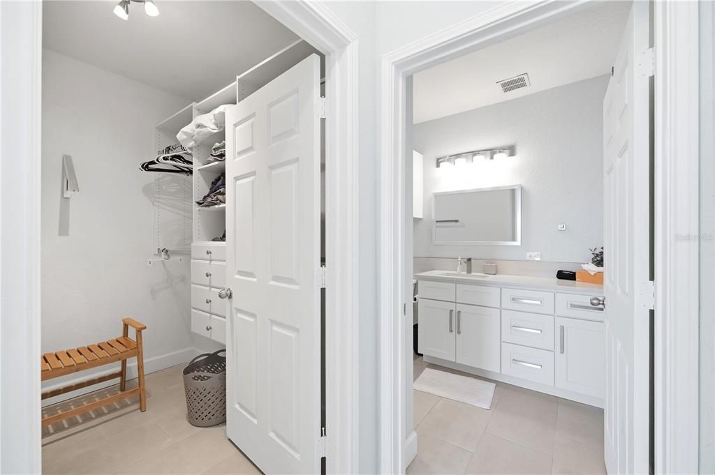 For Rent: $2,500 (2 beds, 2 baths, 1009 Square Feet)