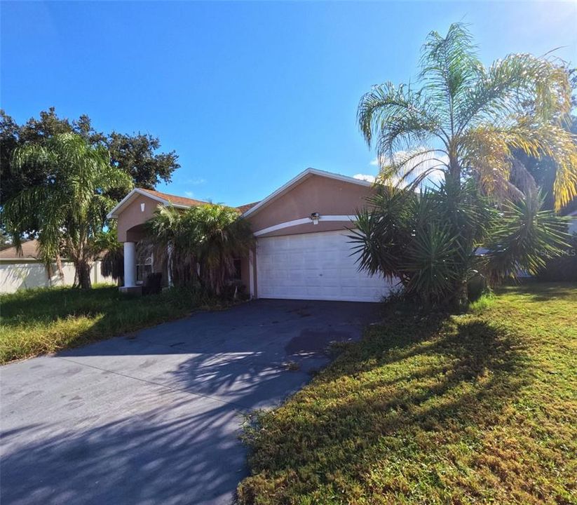 待售: $220,000 (4 贝兹, 2 浴室, 1655 平方英尺)