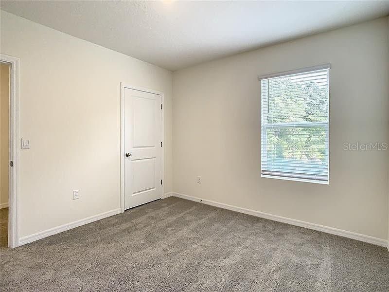 For Rent: $2,700 (5 beds, 3 baths, 2522 Square Feet)