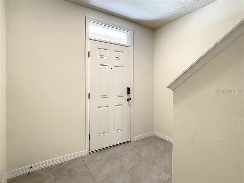 For Rent: $2,700 (5 beds, 3 baths, 2522 Square Feet)