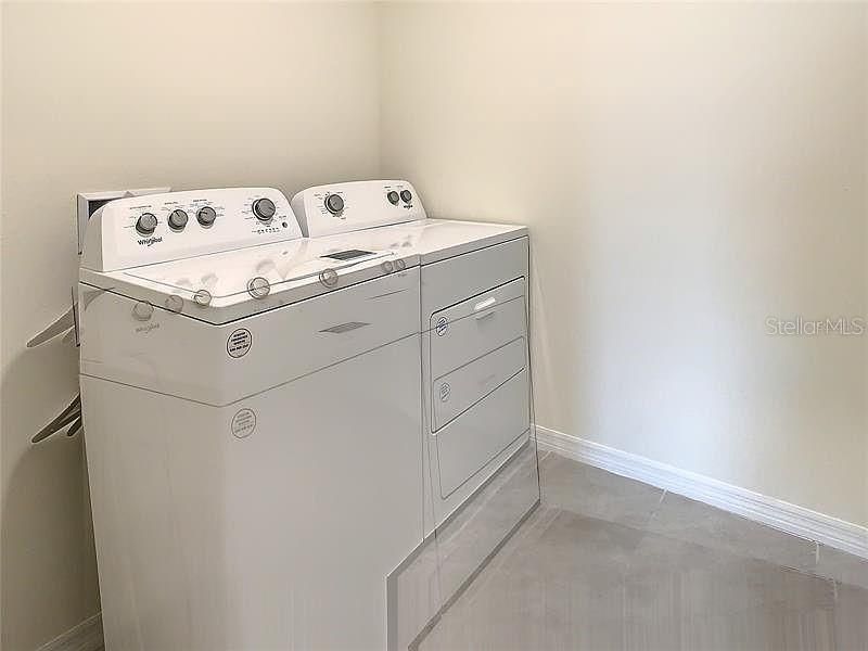 For Rent: $2,700 (5 beds, 3 baths, 2522 Square Feet)
