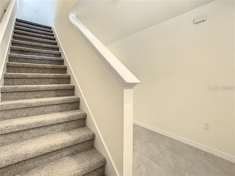 For Rent: $2,700 (5 beds, 3 baths, 2522 Square Feet)
