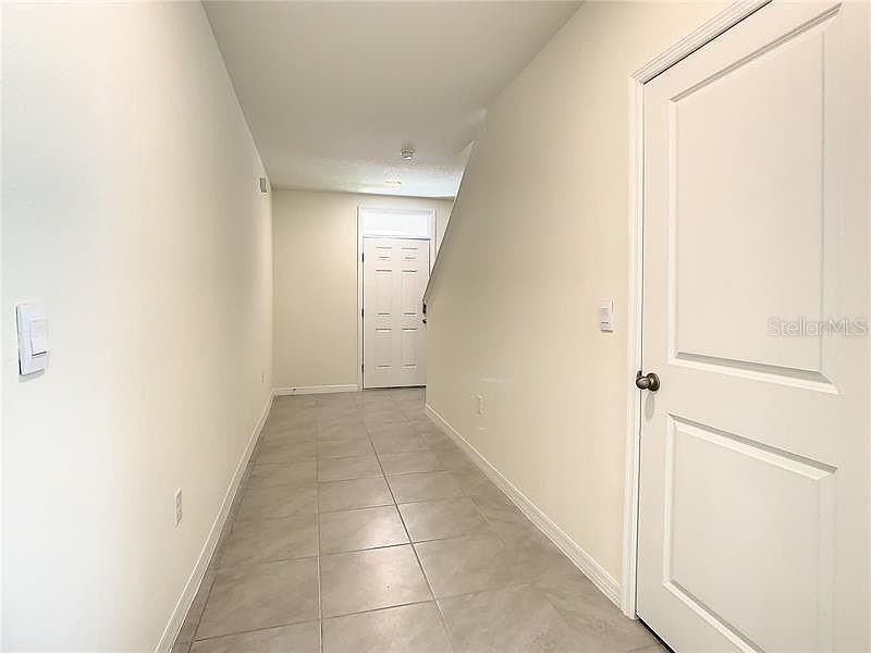 For Rent: $2,700 (5 beds, 3 baths, 2522 Square Feet)