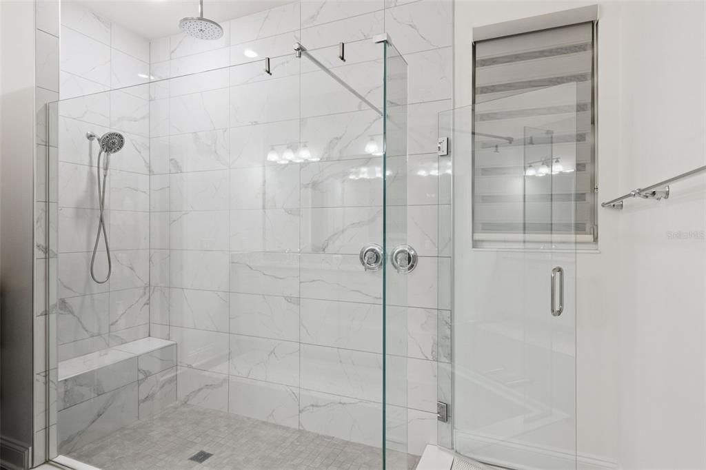 For Sale: $625,000 (3 beds, 2 baths, 1916 Square Feet)