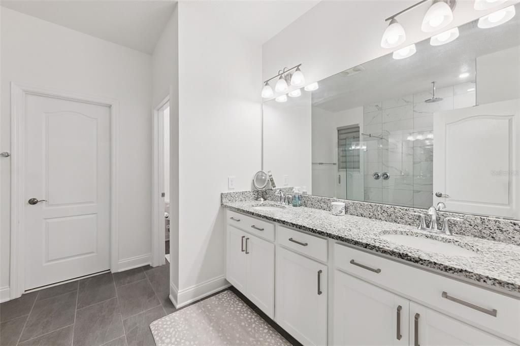 For Sale: $625,000 (3 beds, 2 baths, 1916 Square Feet)