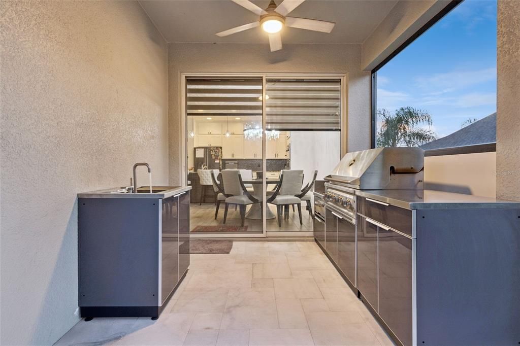For Sale: $625,000 (3 beds, 2 baths, 1916 Square Feet)