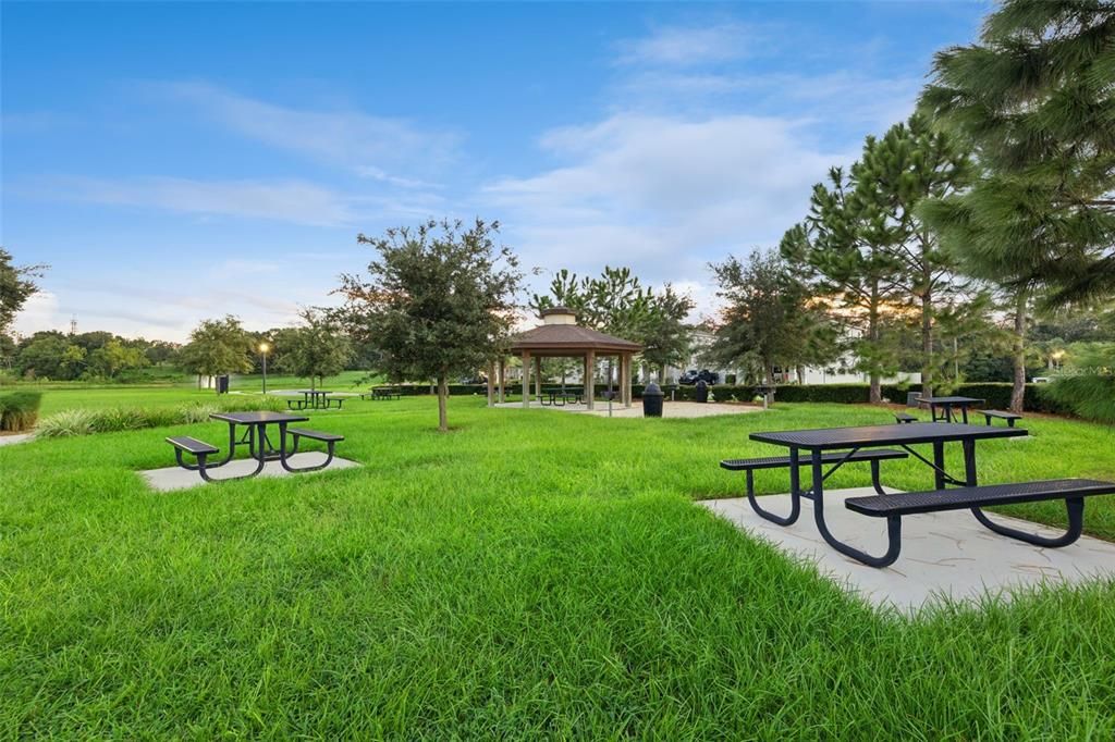 For Sale: $625,000 (3 beds, 2 baths, 1916 Square Feet)