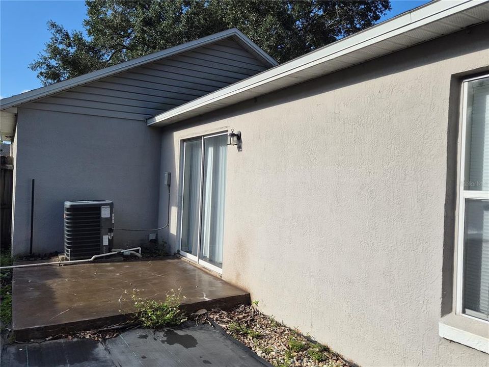 For Sale: $290,000 (3 beds, 2 baths, 1170 Square Feet)