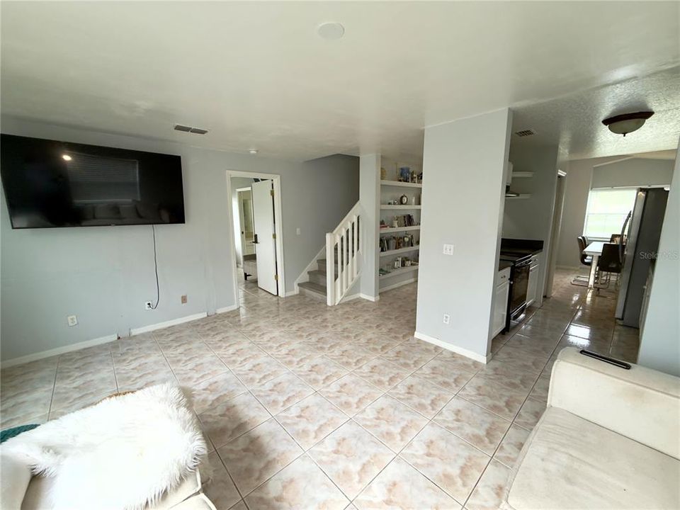 En Renta: $2,995 (4 camas, 2 baños, 1618 Pies cuadrados)