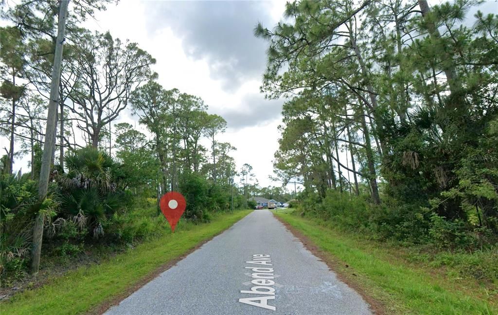 На продажу: $24,000 (0.23 acres)