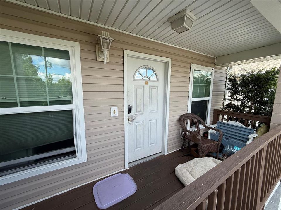 For Sale: $165,000 (3 beds, 2 baths, 1000 Square Feet)