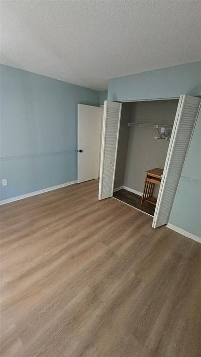 For Sale: $165,000 (2 beds, 2 baths, 979 Square Feet)
